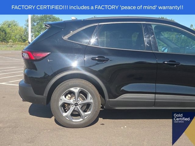 Certified 2025 Ford Escape ST-Line Select AWD/4WD image 9