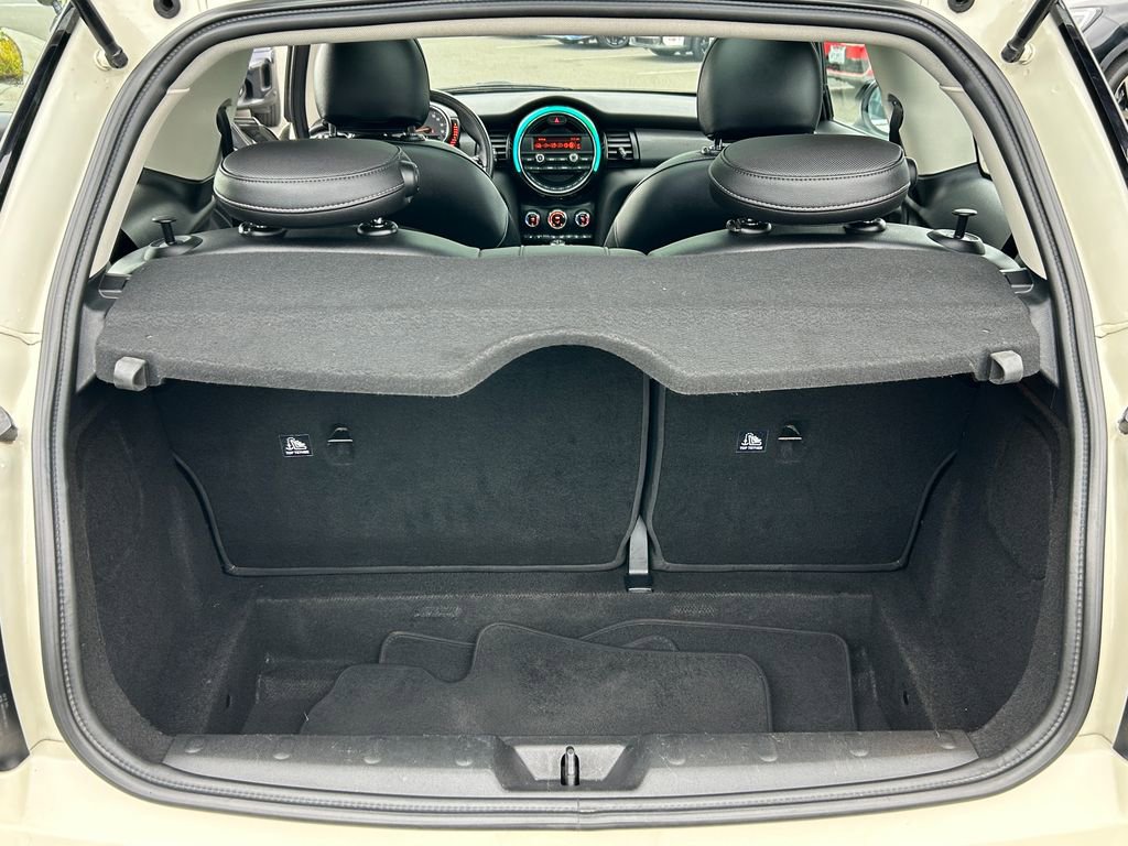 Used 2016 MINI Cooper 2-Door Hardtop image 31