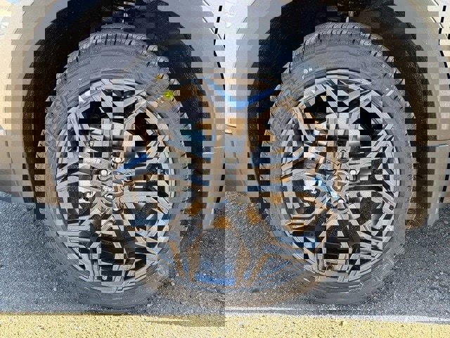 New 2025 Nissan Kicks SR image 10