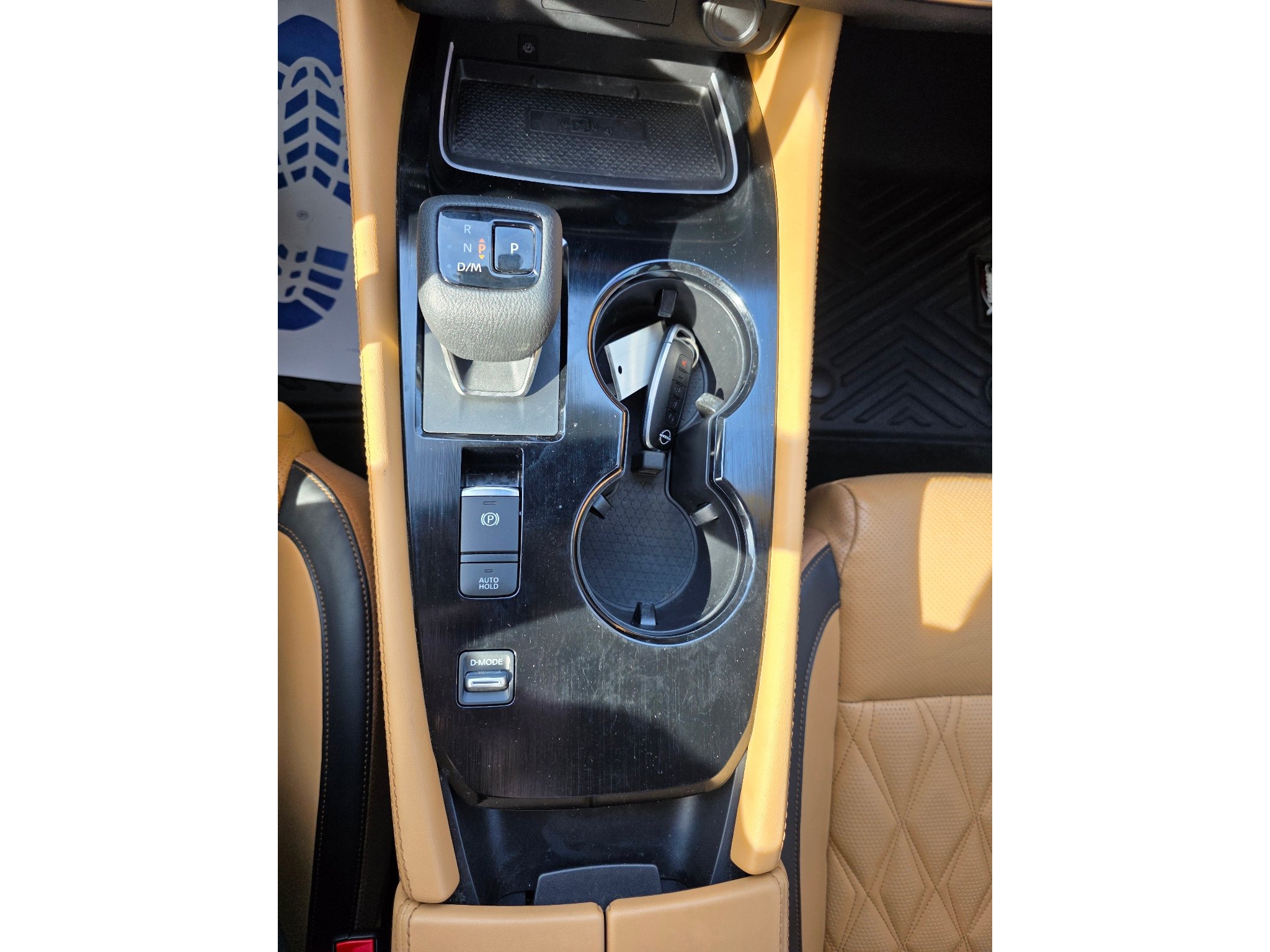 Used 2023 Nissan Rogue Platinum FWD image 32