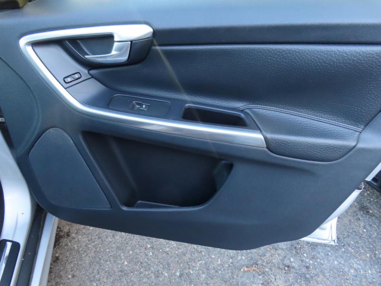 Used 2014 Volvo XC60 3.2 image 18