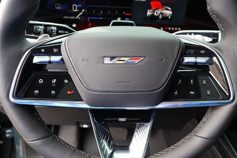 Used 2026 Cadillac Escalade V w/ LPO, ONYX Package image 17