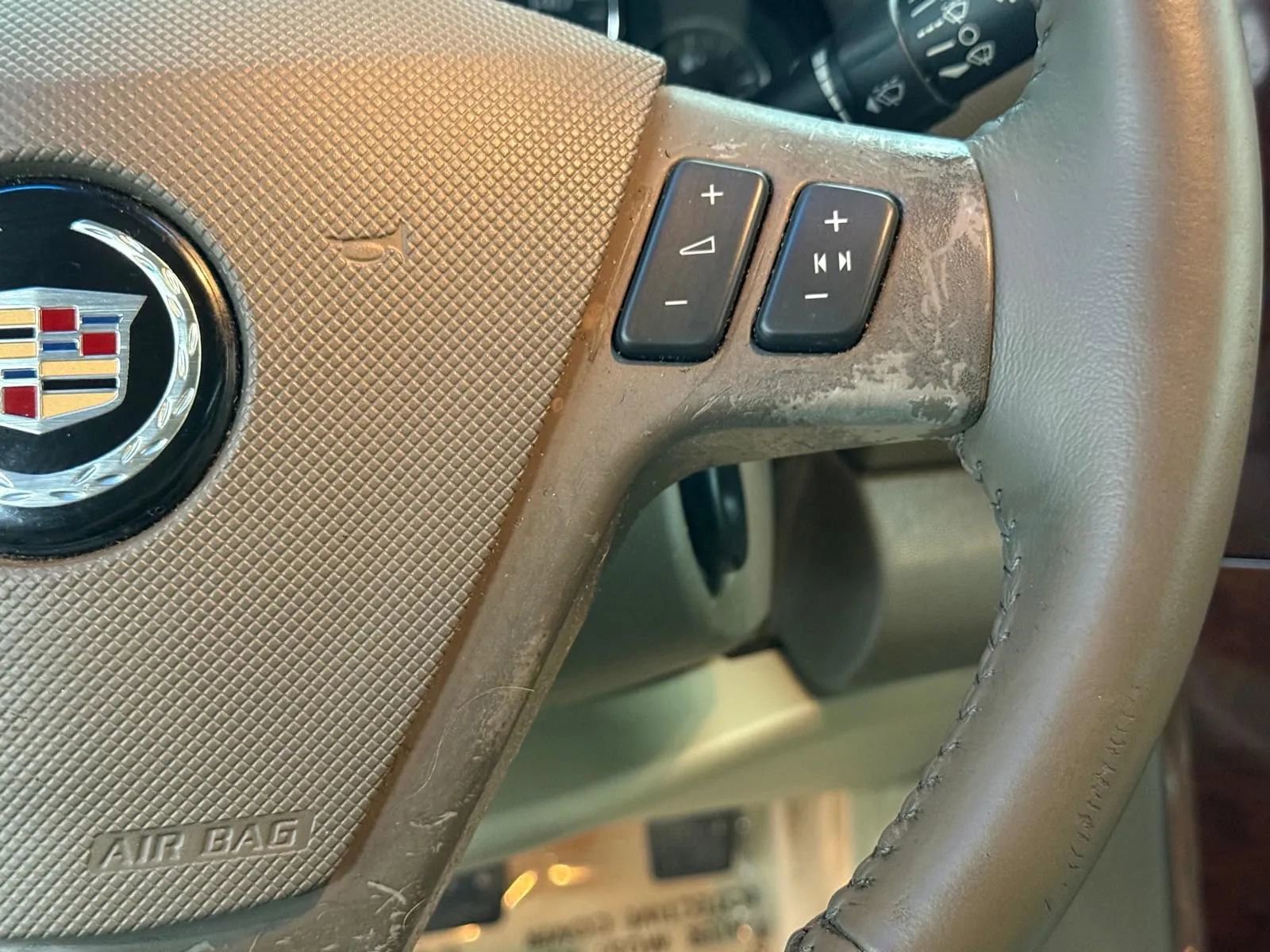 Used 2006 Cadillac SRX w/ Drivers Level One Package image 29