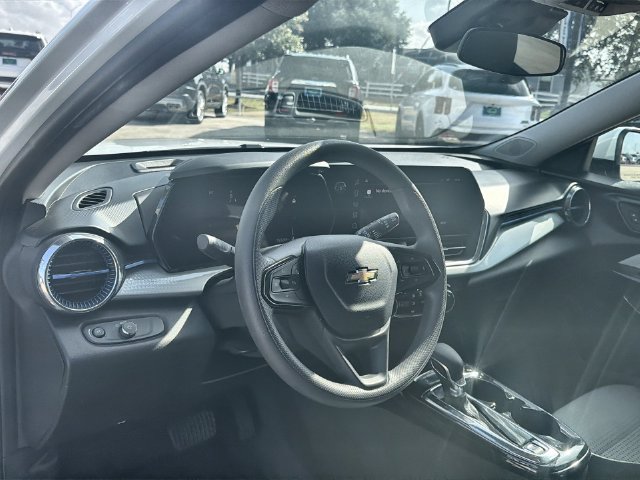 Certified 2026 Chevrolet Trax LT FWD image 10