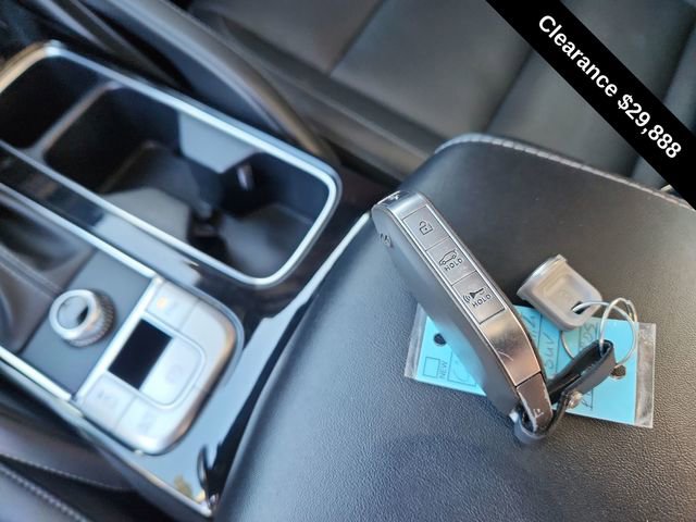 Used 2023 Kia Telluride EX w/ EX Captain's Chair Package image 48