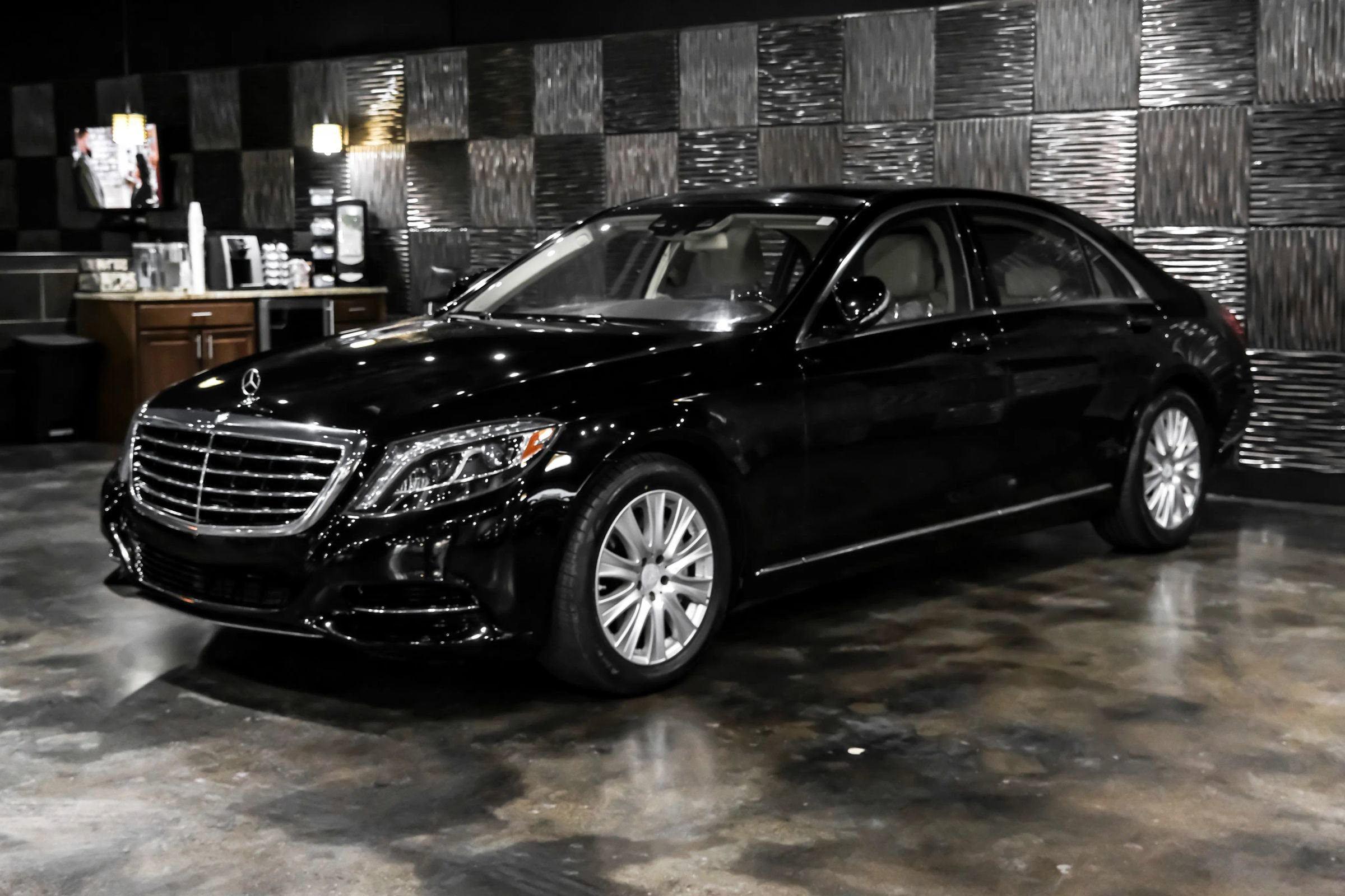 Used 2015 Mercedes-Benz S 550 Sedan image 7