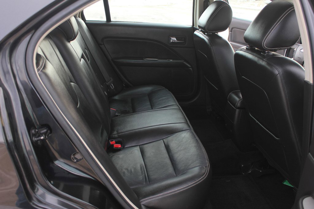 Used 2011 Ford Fusion SEL w/ 302A Rapid Spec Order Code image 36