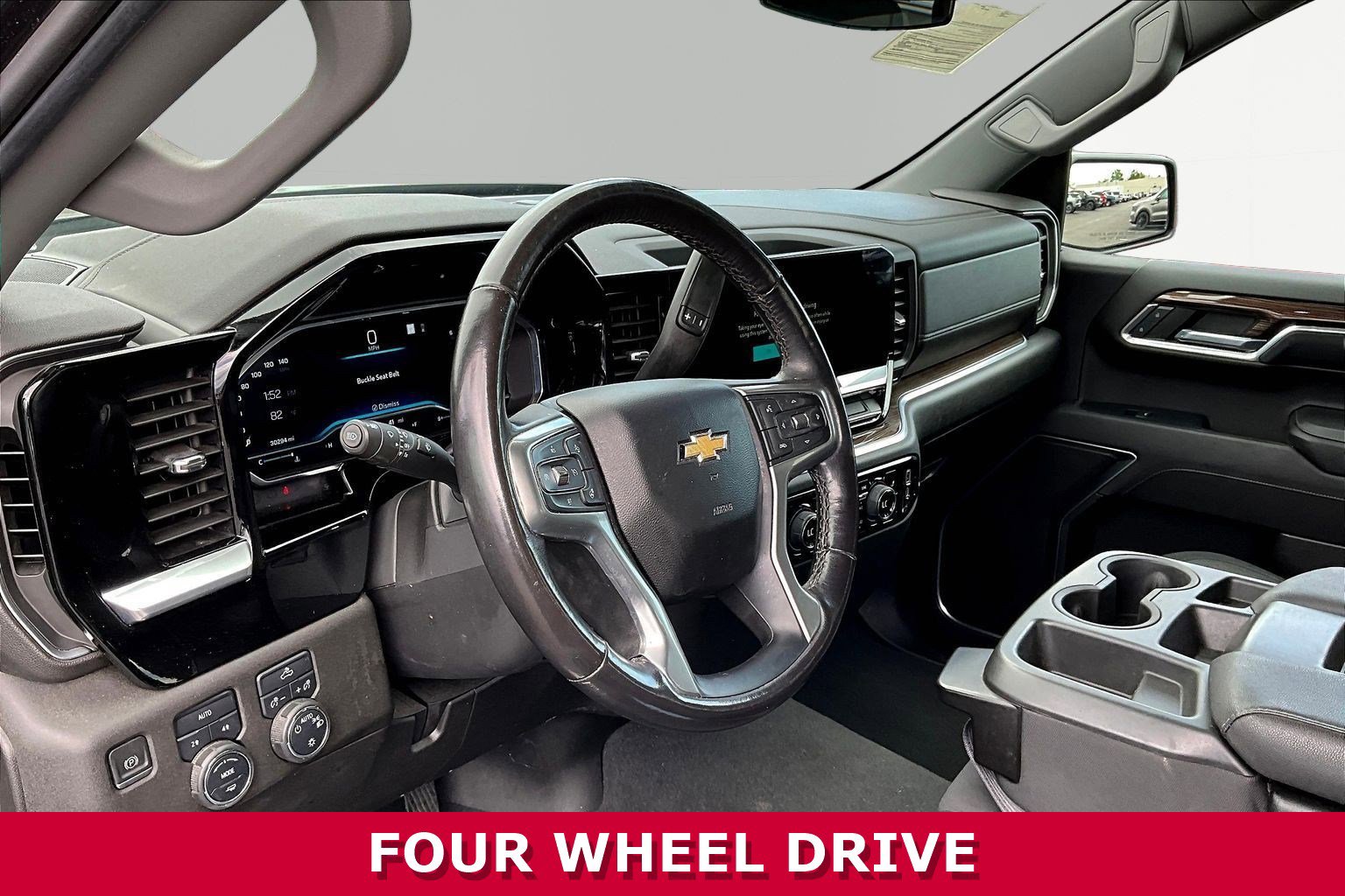 Used 2022 Chevrolet Silverado 1500 LT AWD/4WD image 15