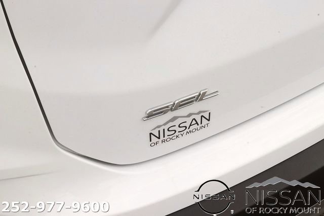 Used 2023 Ford Edge SEL AWD/4WD image 8