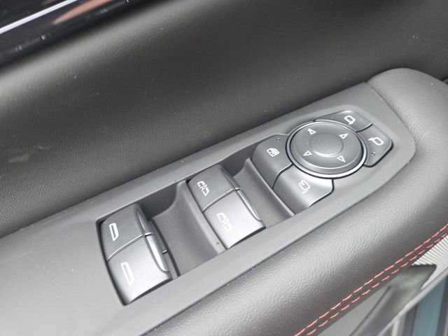 New 2026 GMC Yukon AT4 Ultimate AWD/4WD image 11