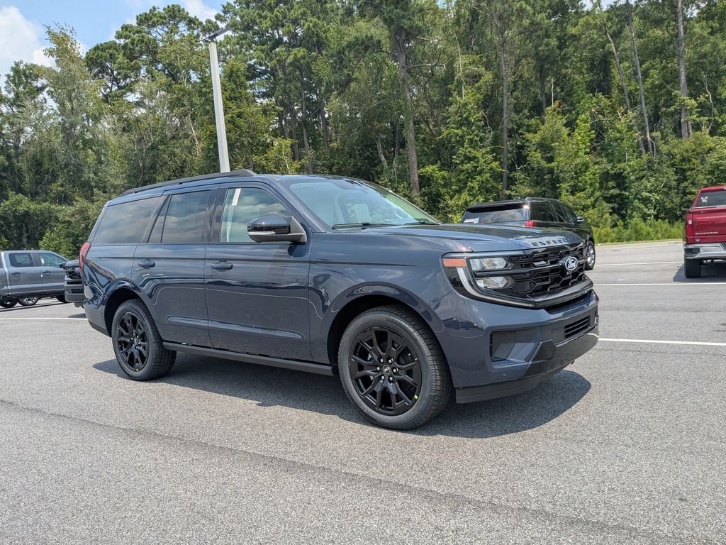 New 2027 Ford Expedition Platinum AWD/4WD image 2