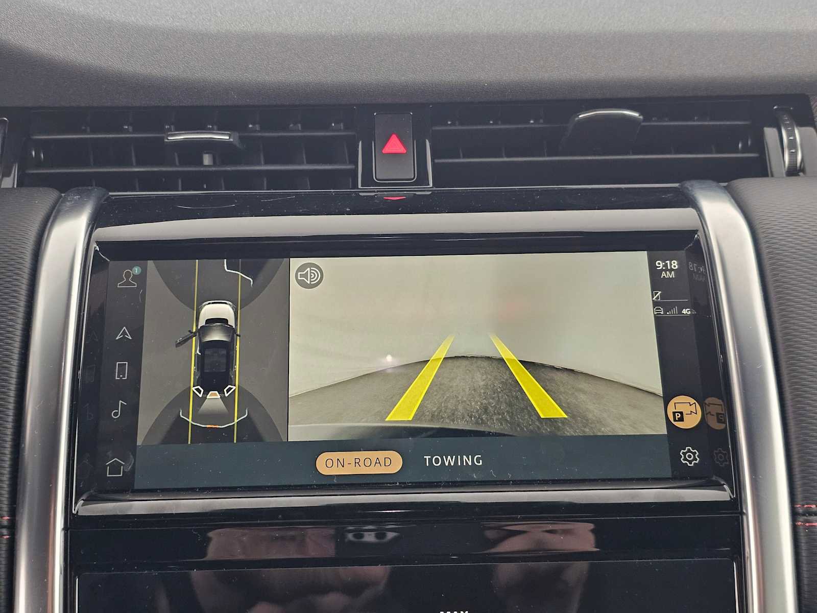 Used 2023 Land Rover Discovery Sport SE R-Dynamic image 26