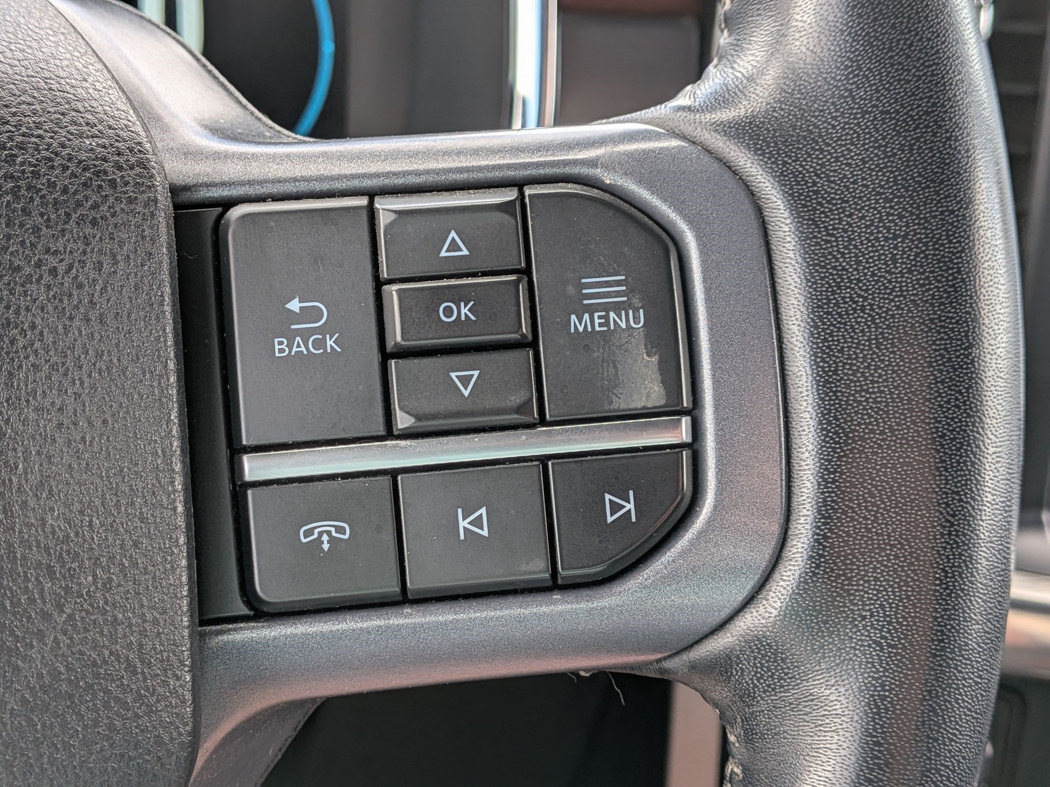 Used 2023 Ford F150 Lariat w/ Equipment Group 502A High AWD/4WD image 17