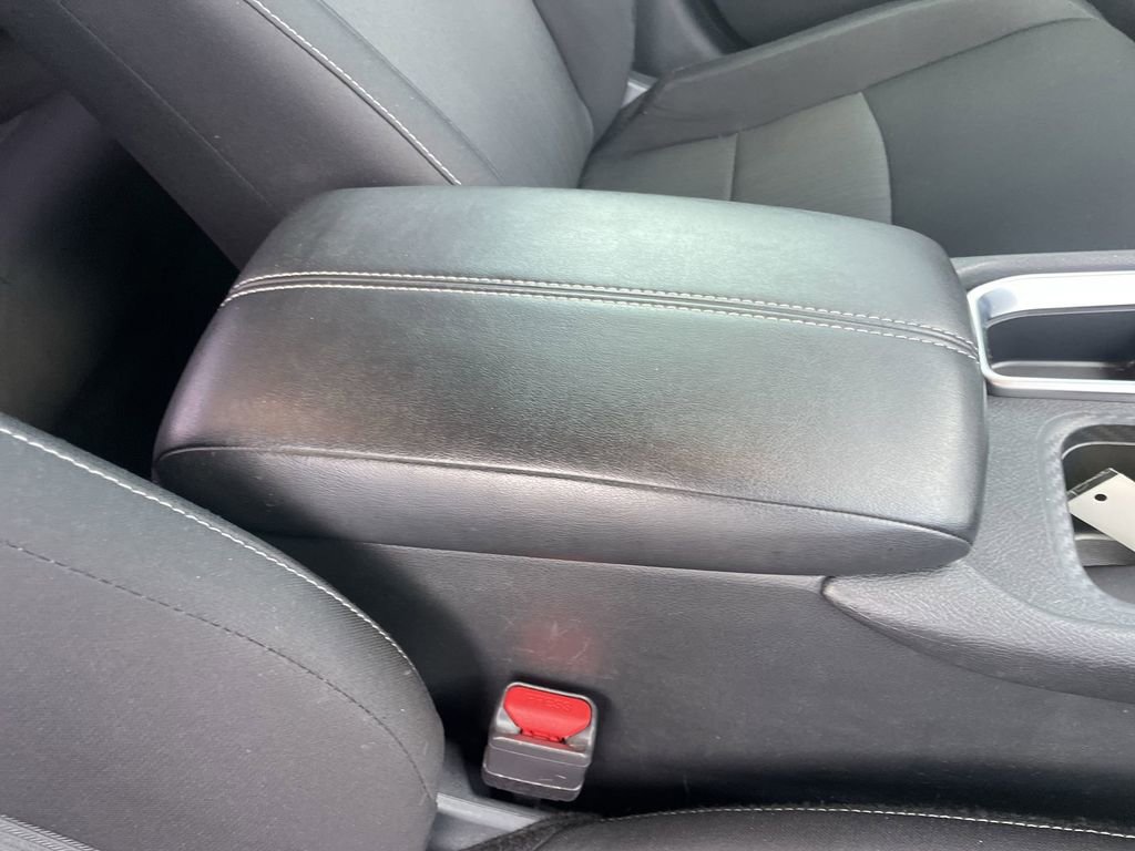 Used 2024 Nissan Sentra SV image 29