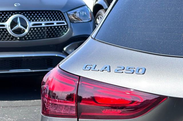 New 2026 Mercedes-Benz GLA 250 4MATIC image 9