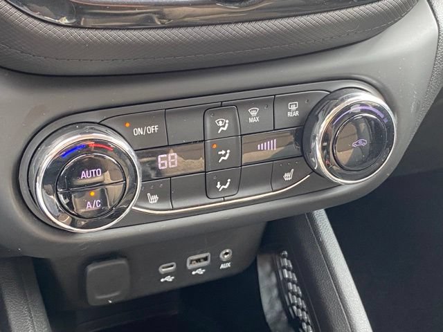 Used 2023 Chevrolet TrailBlazer LT w/ Convenience Package FWD image 18
