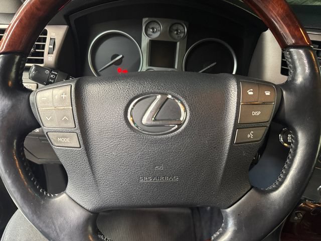 Used 2011 Lexus LX 570 4WD w/ Luxury Pkg image 19