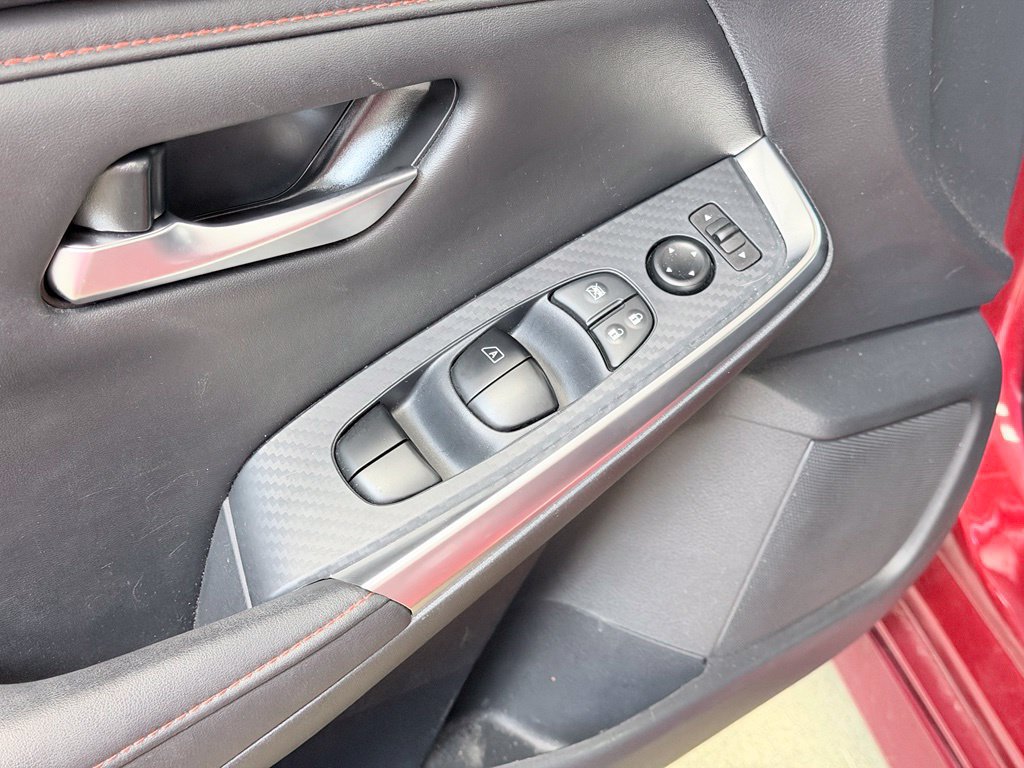 Used 2024 Nissan Sentra SR FWD image 9
