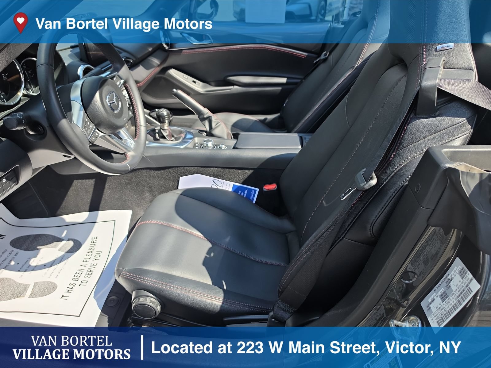 Used 2019 MAZDA MX-5 Miata Grand Touring w/ GT-S Package RWD image 11