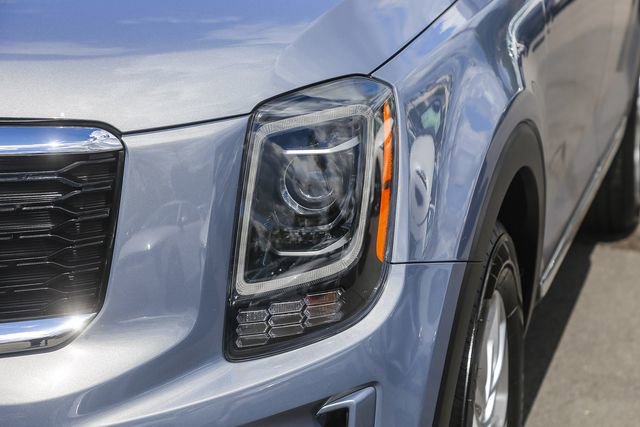 Used 2022 Kia Telluride LX AWD/4WD image 6