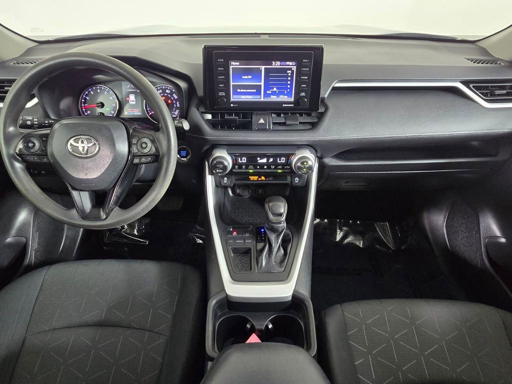 Used 2021 Toyota RAV4 XLE image 13