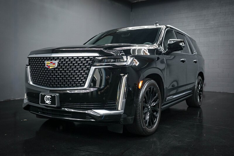 Used 2023 Cadillac Escalade Premium Luxury w/ Performance Package AWD/4WD image 7