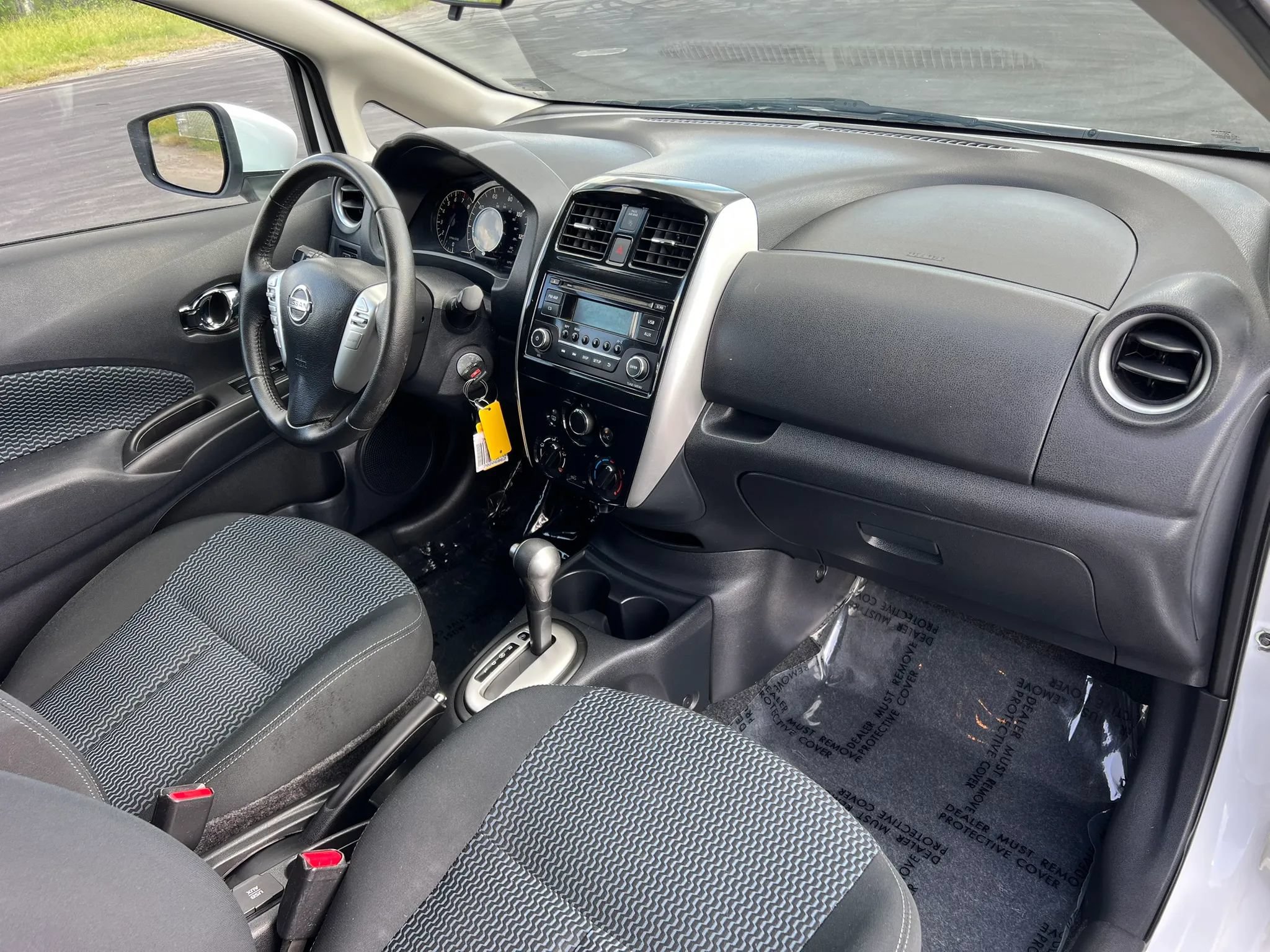 Used 2015 Nissan Versa Note SV w/ SV Appearance Package FWD image 17