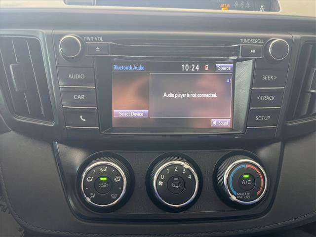 Used 2018 Toyota RAV4 LE w/ Carpet Mat Package FWD image 13