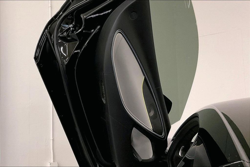 Used 2023 McLaren Artura image 19
