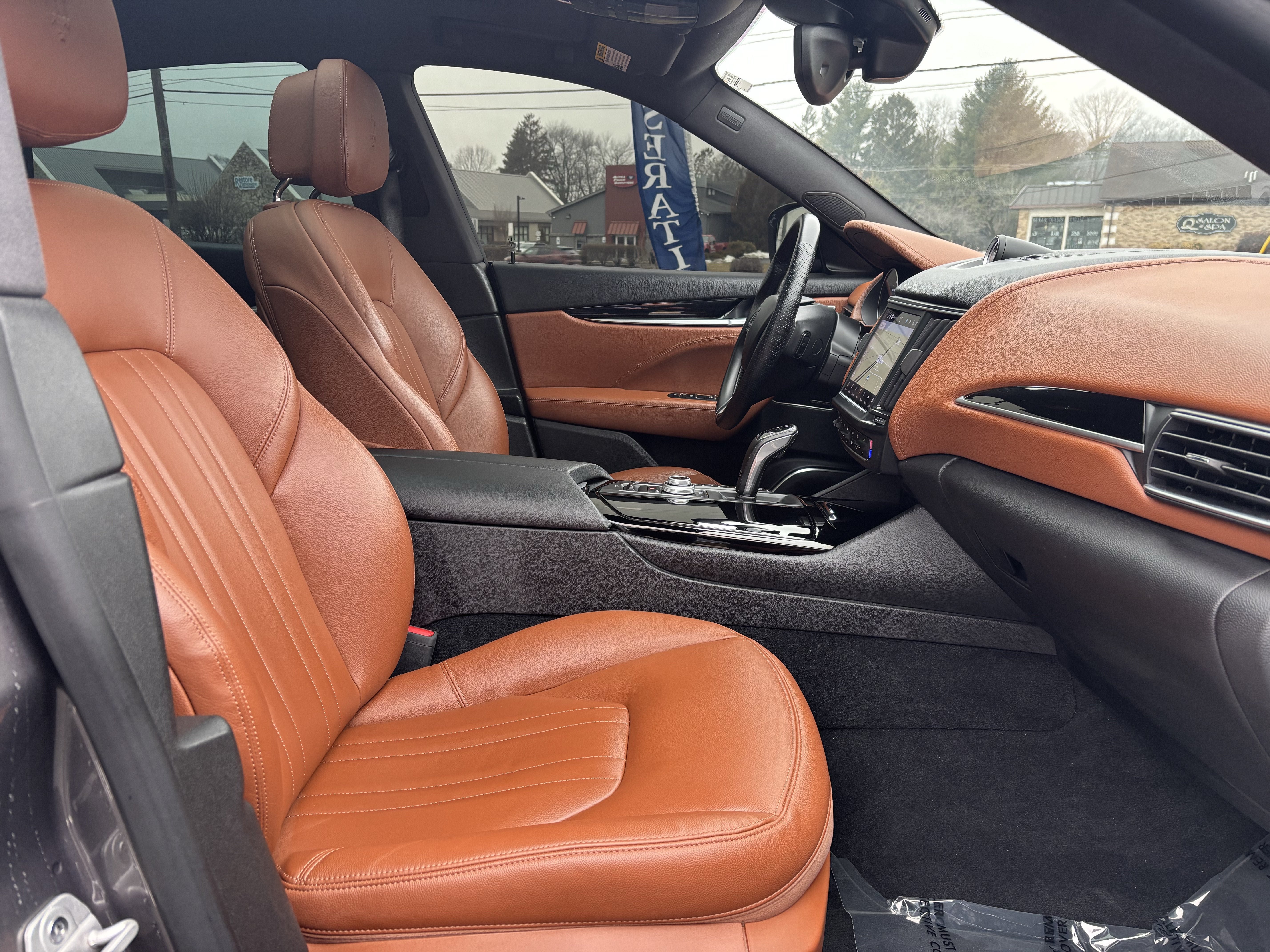 Used 2022 Maserati Levante GT AWD/4WD image 21