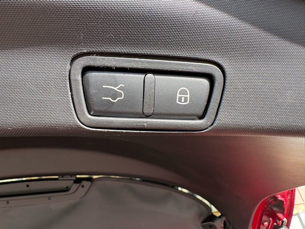 Used 2018 Alfa Romeo Stelvio Ti Sport image 19