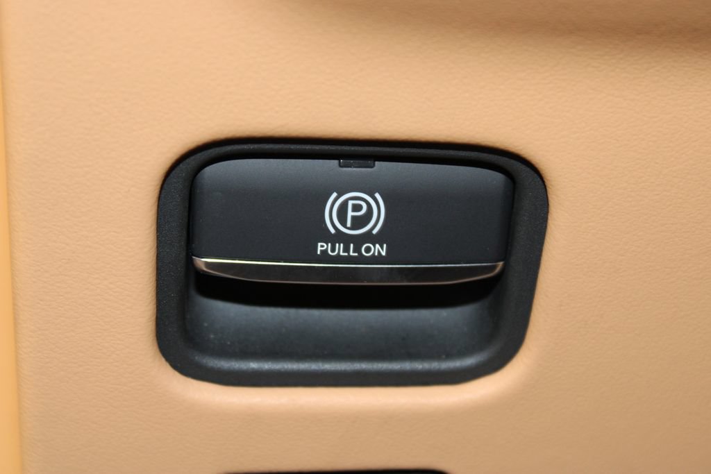 Used 2024 Jeep Grand Cherokee Summit AWD/4WD image 41