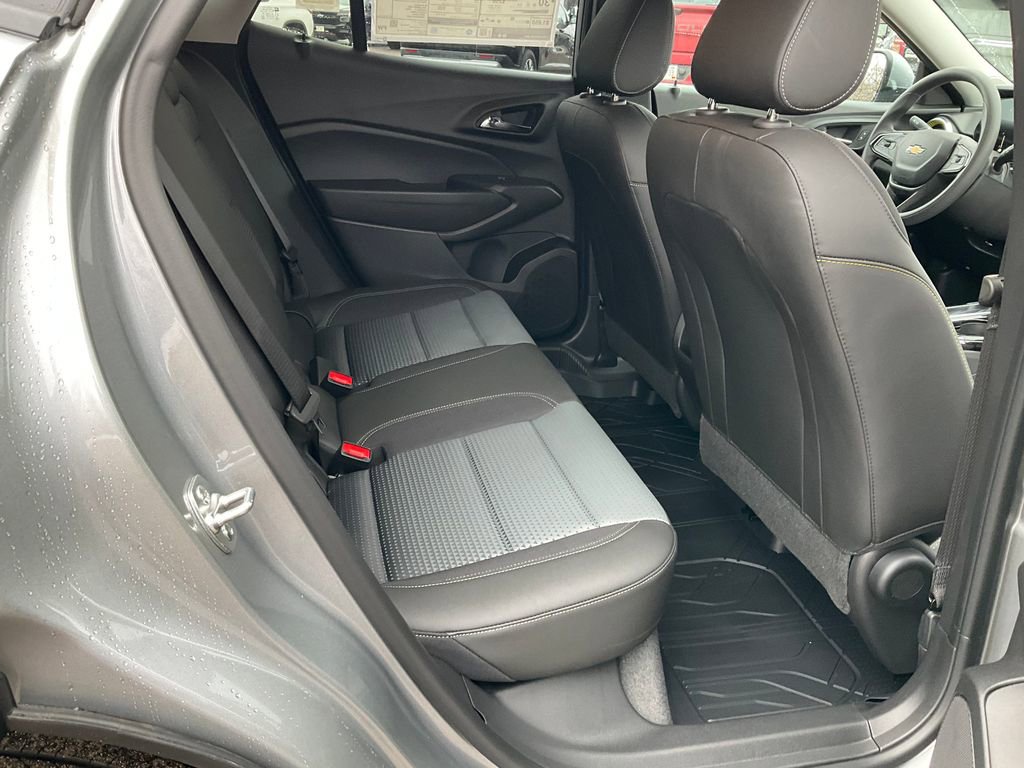 New 2026 Chevrolet Trax LT FWD image 20