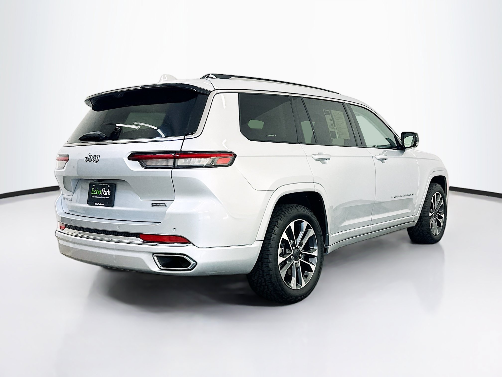 Used 2021 Jeep Grand Cherokee L Overland w/ Advanced Protech Group III AWD/4WD image 9