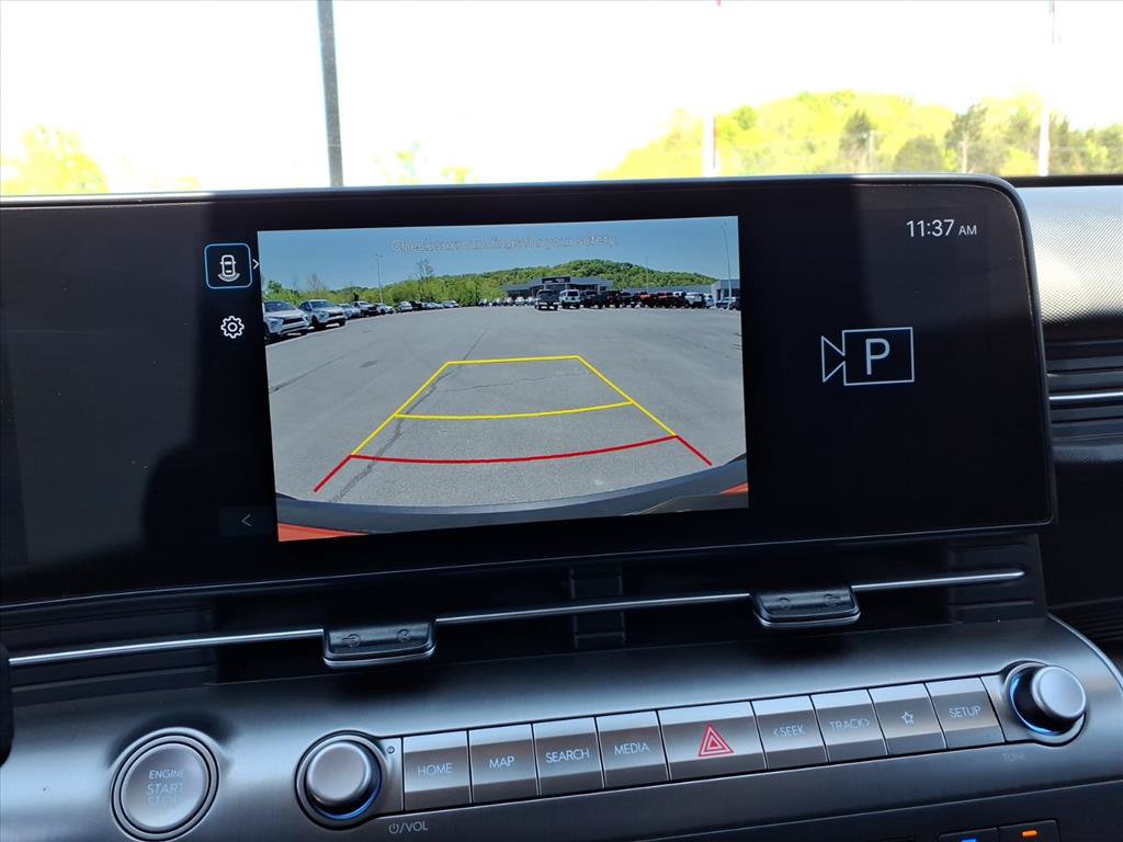 Used 2025 Hyundai Kona SEL AWD/4WD image 12