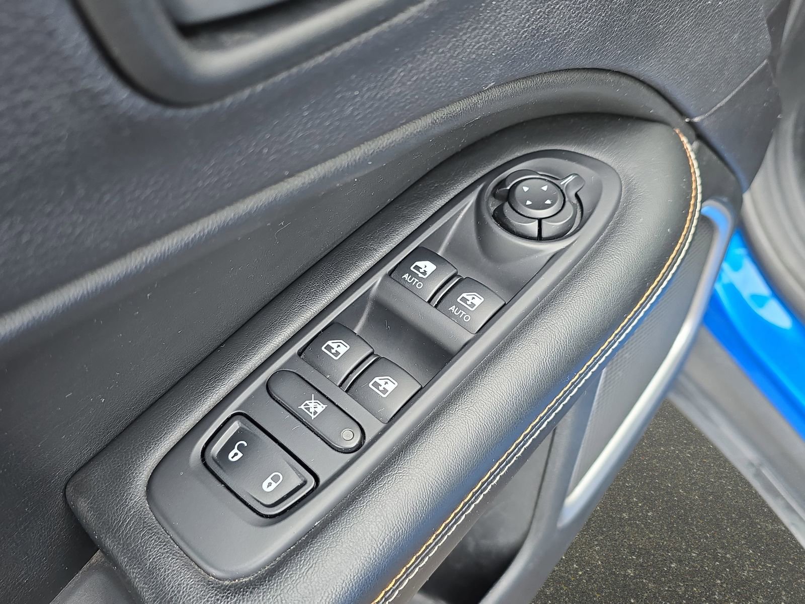 Used 2018 Jeep Compass Sport w/ Tech Group image 28