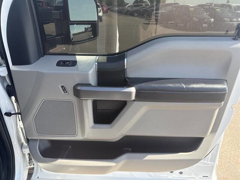 Used 2019 Ford F250 XLT w/ XLT Value Package image 24