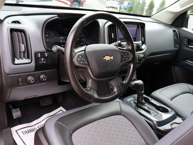 Used 2019 Chevrolet Colorado Z71 w/ Z71 Midnight Edition AWD/4WD image 22