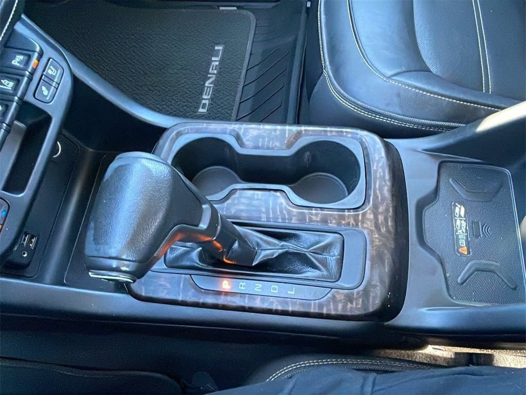 Used 2021 GMC Canyon Denali image 26