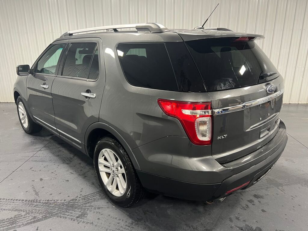 Used 2015 Ford Explorer XLT w/ Equipment Group 202A image 18