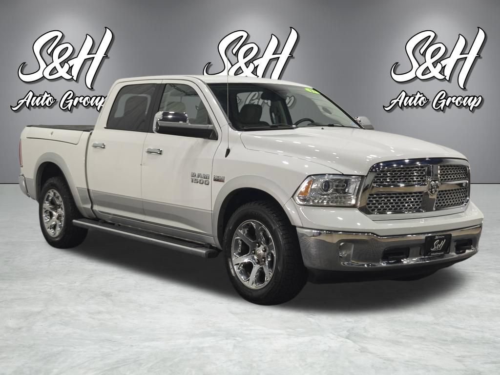 Used 2017 RAM 1500 Laramie w/ Convenience Group AWD/4WD image 2