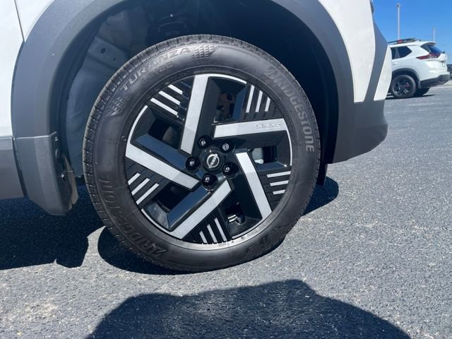 New 2026 Nissan Kicks SV w/ Cold Weather Package image 10