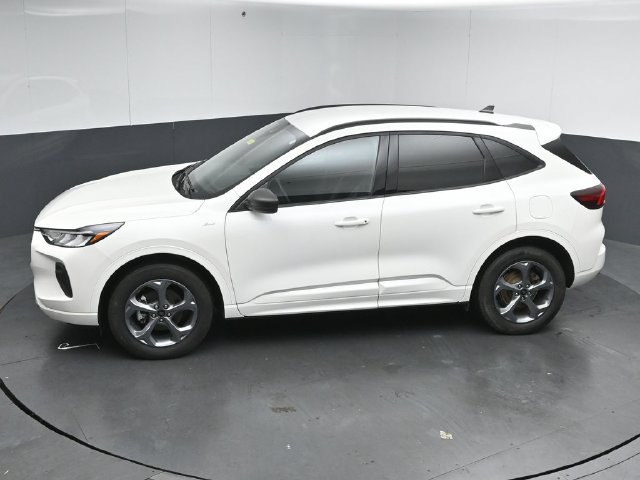 Certified 2024 Ford Escape ST-Line w/ Tech Pack #1 AWD/4WD image 48