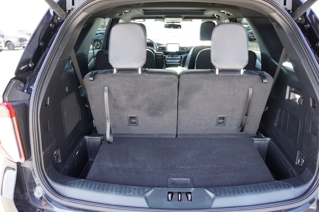 Used 2023 Ford Explorer ST-Line w/ Class IV Trailer Tow Package image 22