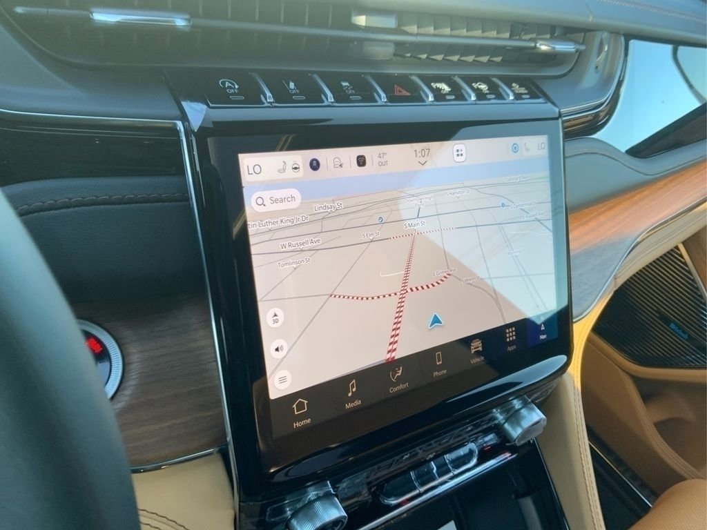 New 2025 Jeep Grand Cherokee Summit image 26