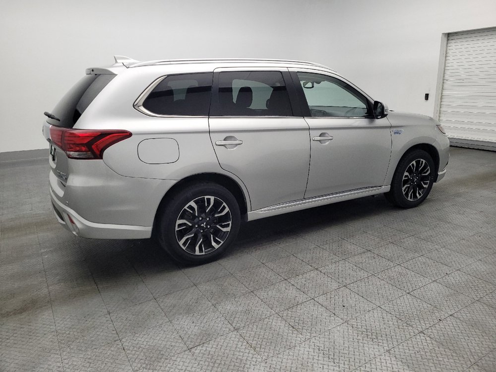 Used 2018 Mitsubishi Outlander SEL image 10