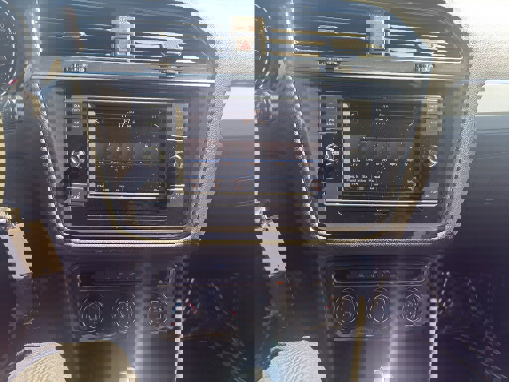 Used 2019 Volkswagen Tiguan S w/ Driver Assistance Package image 9