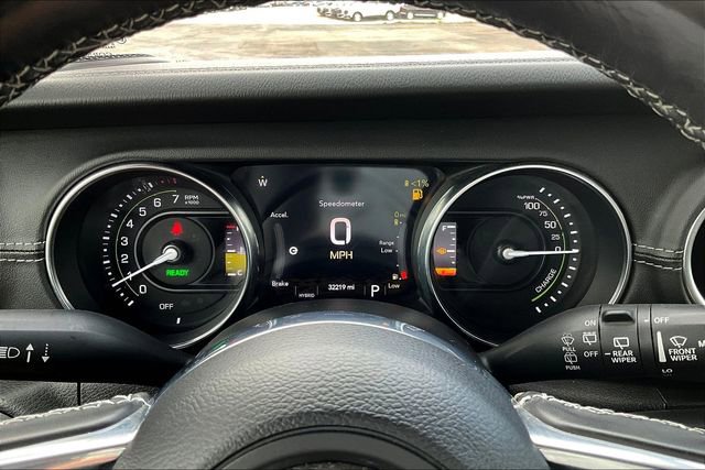 Used 2021 Jeep Wrangler Unlimited Sahara w/ Cold Weather Group AWD/4WD image 13
