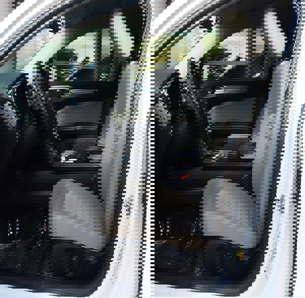 Used 2018 Ford Fusion S image 38