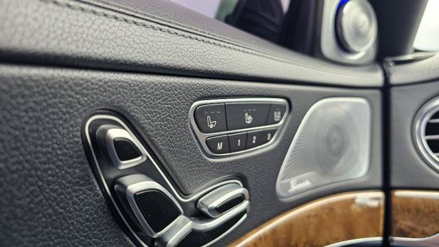 Used 2015 Mercedes-Benz S 63 AMG 4MATIC Sedan image 30